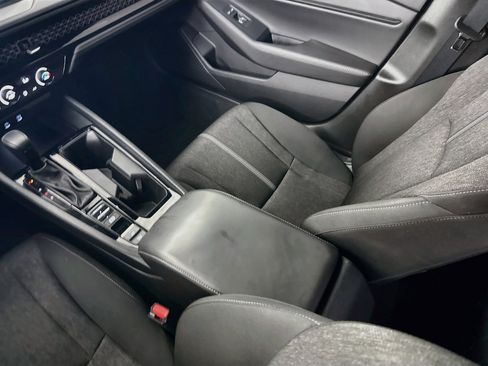 Used 2024 Honda Accord Sport image 27