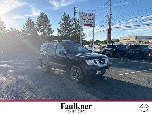 Used 2015 Nissan Xterra PRO-4X w/ Pro-4x Leather Package AWD/4WD image 1