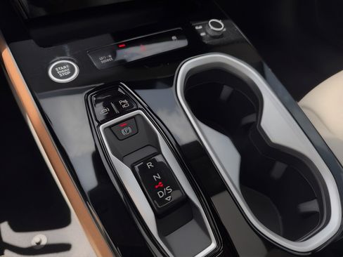 New 2026 Audi A6 Premium Plus AWD/4WD image 25