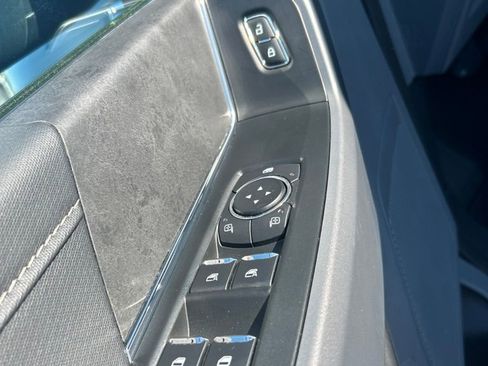 Used 2025 Ford F150 XLT w/ Equipment Group 301A Standard AWD/4WD image 14