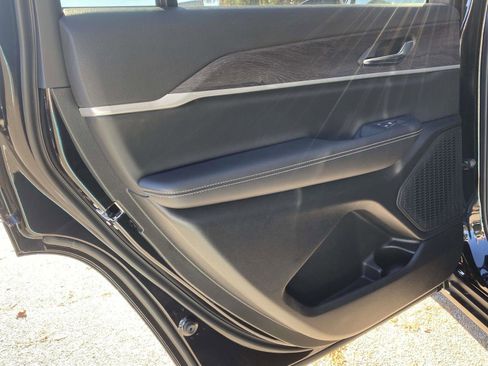 New 2025 Jeep Grand Cherokee L Limited w/ Trailer Tow Package image 13