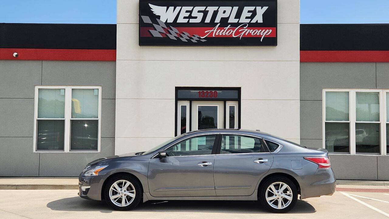 Used 2014 Nissan Altima 2.5 SV w/ Convenience Package FWD image 25