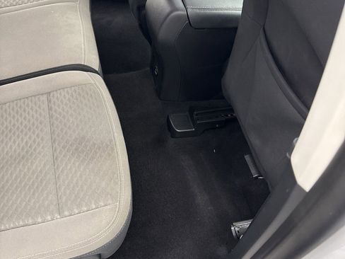 Used 2022 Ford Escape SE AWD/4WD image 30