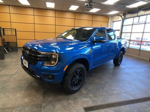 New 2025 Ford Ranger Lariat w/ Black Appearance Package image 3