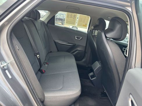 Used 2025 Kia K4 FWD image 23