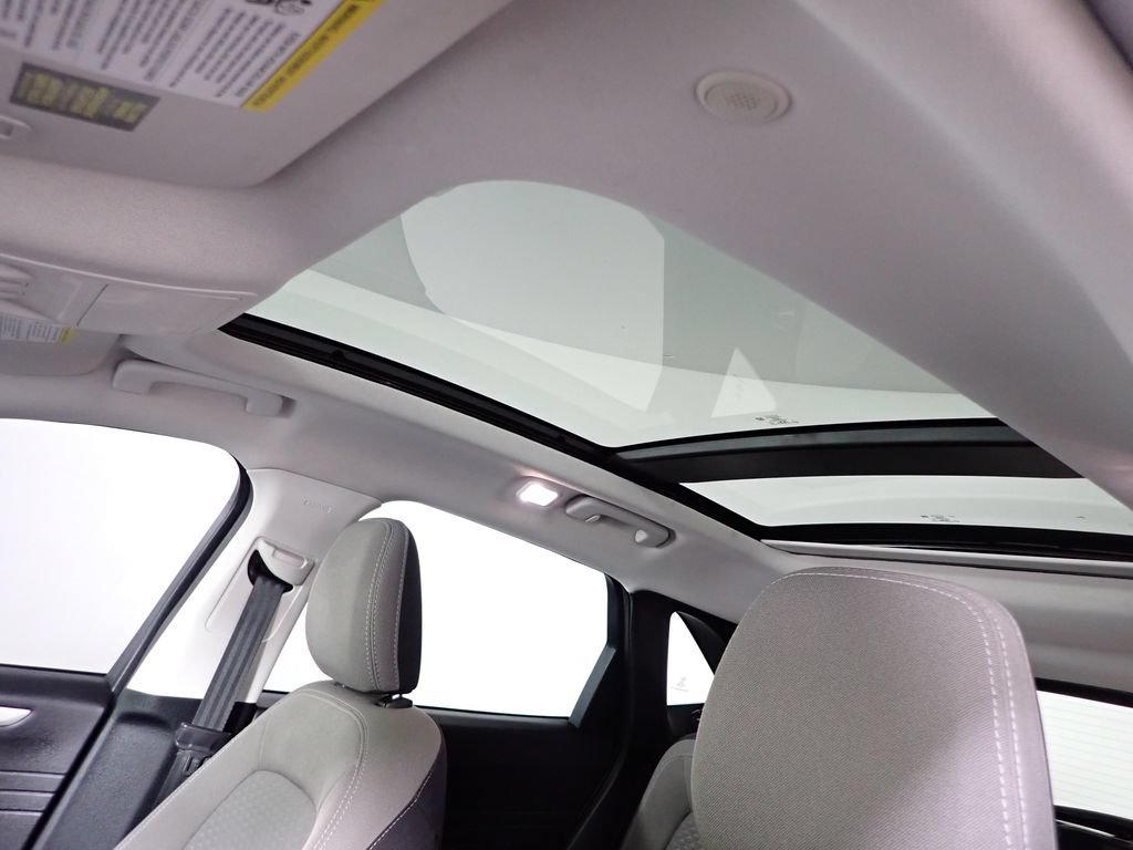 Used 2021 Ford Escape SE w/ Cold Weather Package FWD image 7