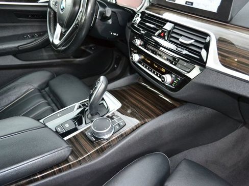 Used 2018 BMW 540i xDrive AWD/4WD image 20