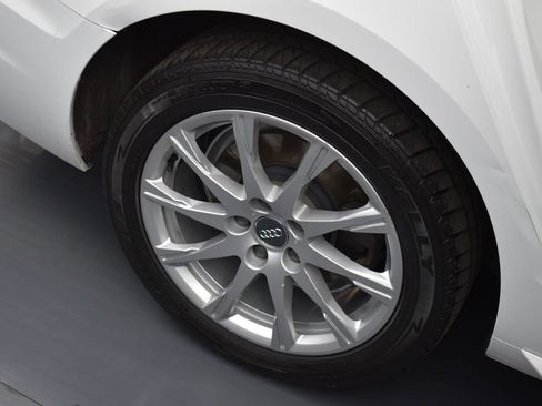 Used 2020 Audi A4 2.0T Premium w/ Convenience Package image 29