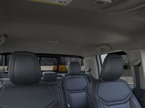 New 2025 Ford Maverick Lariat w/ Black Appearance Package image 12