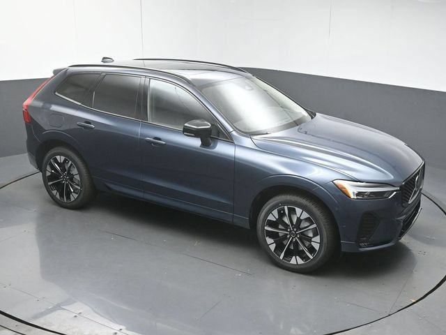 New 2027 Volvo XC60 B5 Plus AWD/4WD image 40