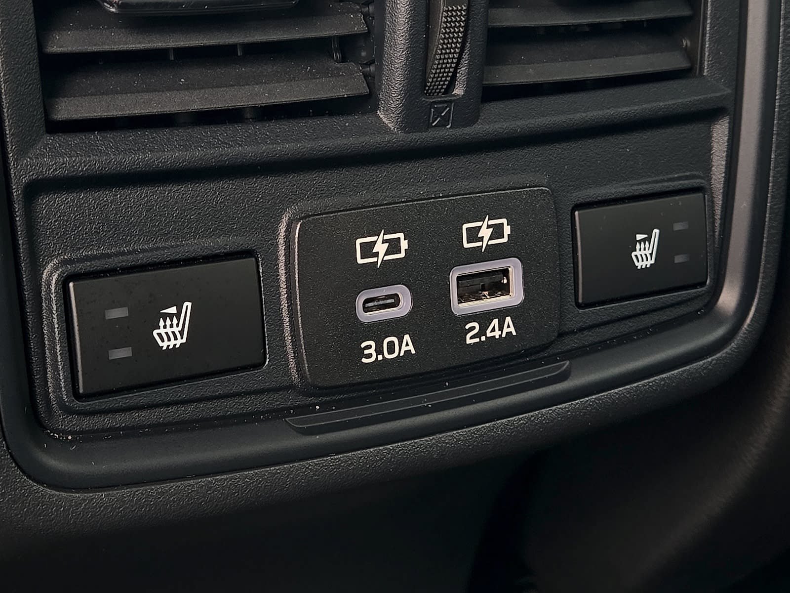 Certified 2026 Subaru Outback Limited XT AWD/4WD image 11