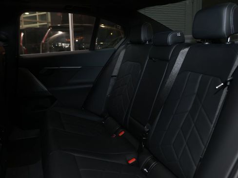 Used 2024 BMW 530i image 12