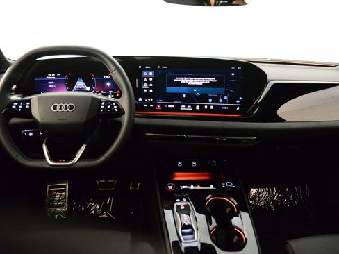 Used 2025 Audi S5 Premium Plus w/ Premium Plus Package image 4