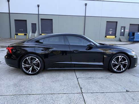 Used 2023 Audi e-tron GT Premium Plus w/ Performance Package image 8