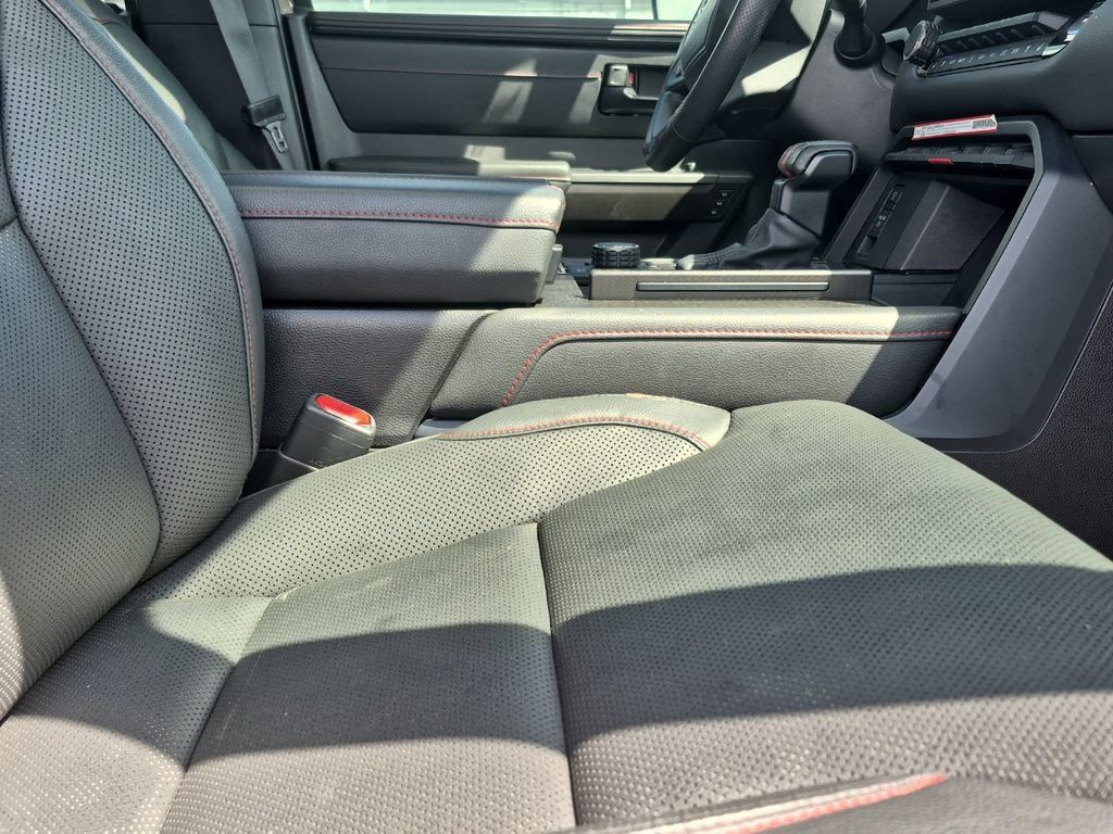 Used 2025 Toyota Sequoia TRD Pro AWD/4WD image 17