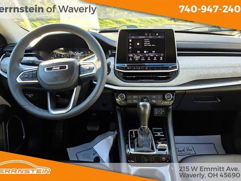 Used 2022 Jeep Compass Latitude image 6