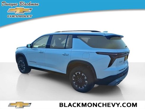 Used 2024 Chevrolet Traverse Z71 w/ Enhanced Driving Package AWD/4WD image 4