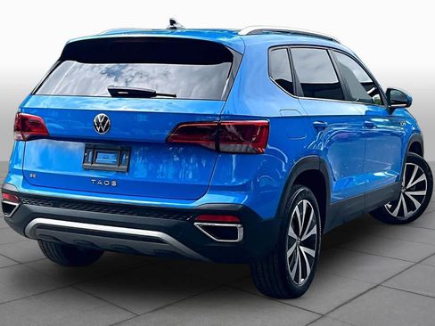 Used 2022 Volkswagen Taos SE FWD image 13