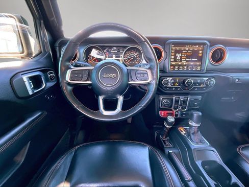 Used 2023 Jeep Gladiator Mojave w/ Cold Weather Group image 9