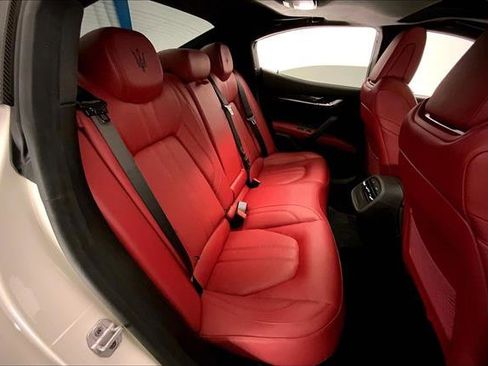 Used 2021 Maserati Ghibli S GranSport Q4 image 15