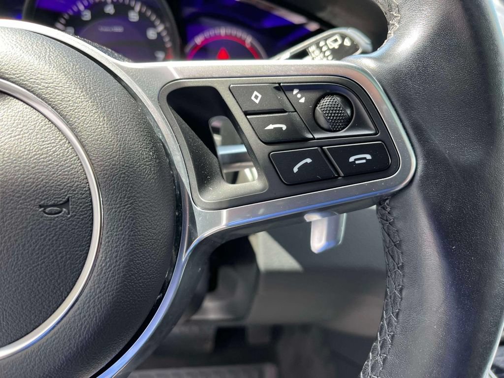 Used 2021 Porsche Cayenne AWD/4WD image 30