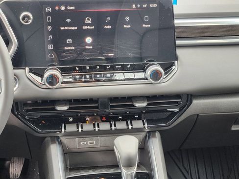 New 2026 GMC Canyon Elevation w/ Convenience Package image 21