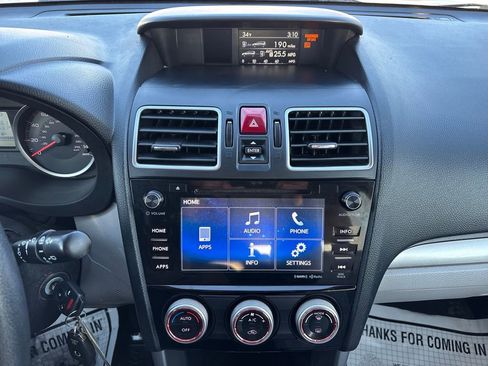 Used 2017 Subaru Forester Premium AWD/4WD image 23