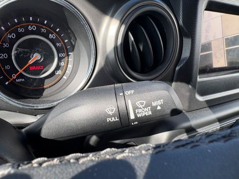 Used 2023 Jeep Wrangler Unlimited Sport AWD/4WD image 34