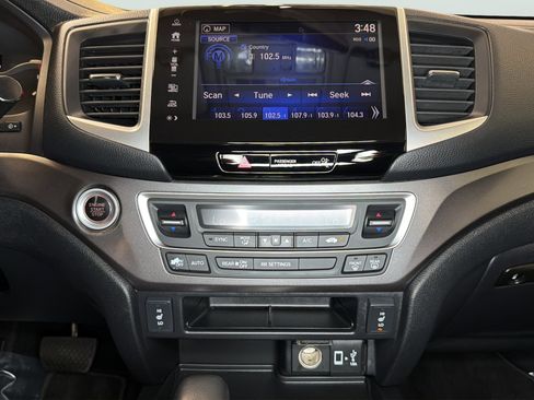 Used 2018 Honda Ridgeline RTL-T image 16