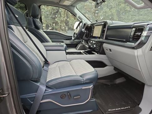 Used 2024 Ford F450 Limited w/ FX4 Off-Road Package image 38