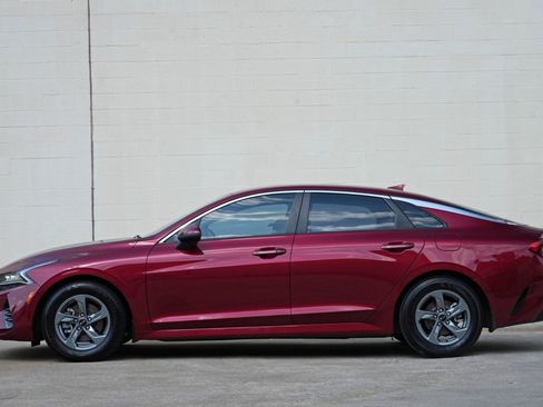 Used 2021 Kia K5 LXS FWD image 8
