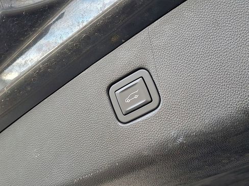 Used 2019 Chevrolet Blazer LT w/ Sun and Wheels Package image 28