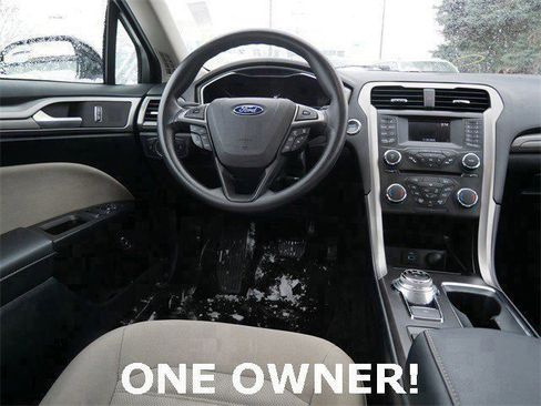 Used 2017 Ford Fusion S image 11