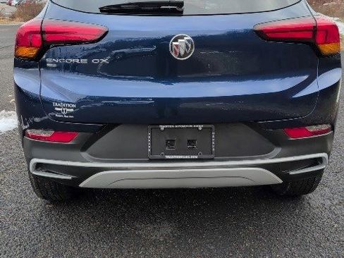 Certified 2022 Buick Encore GX Preferred w/ Cold Weather Comfort Package image 5