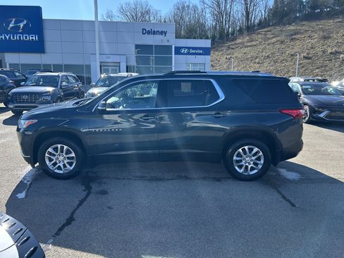 Used 2018 Chevrolet Traverse LT image 14