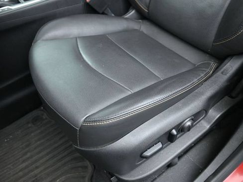 Used 2020 Chevrolet Equinox Premier AWD/4WD image 23