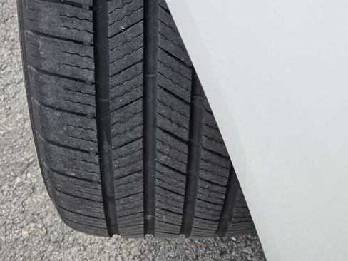 Used 2020 Honda Accord EX image 10