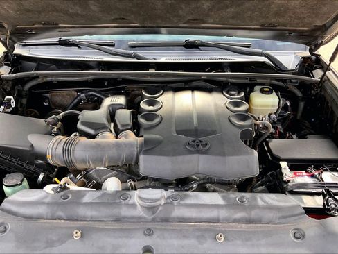 Used 2019 Toyota 4Runner Limited image 31