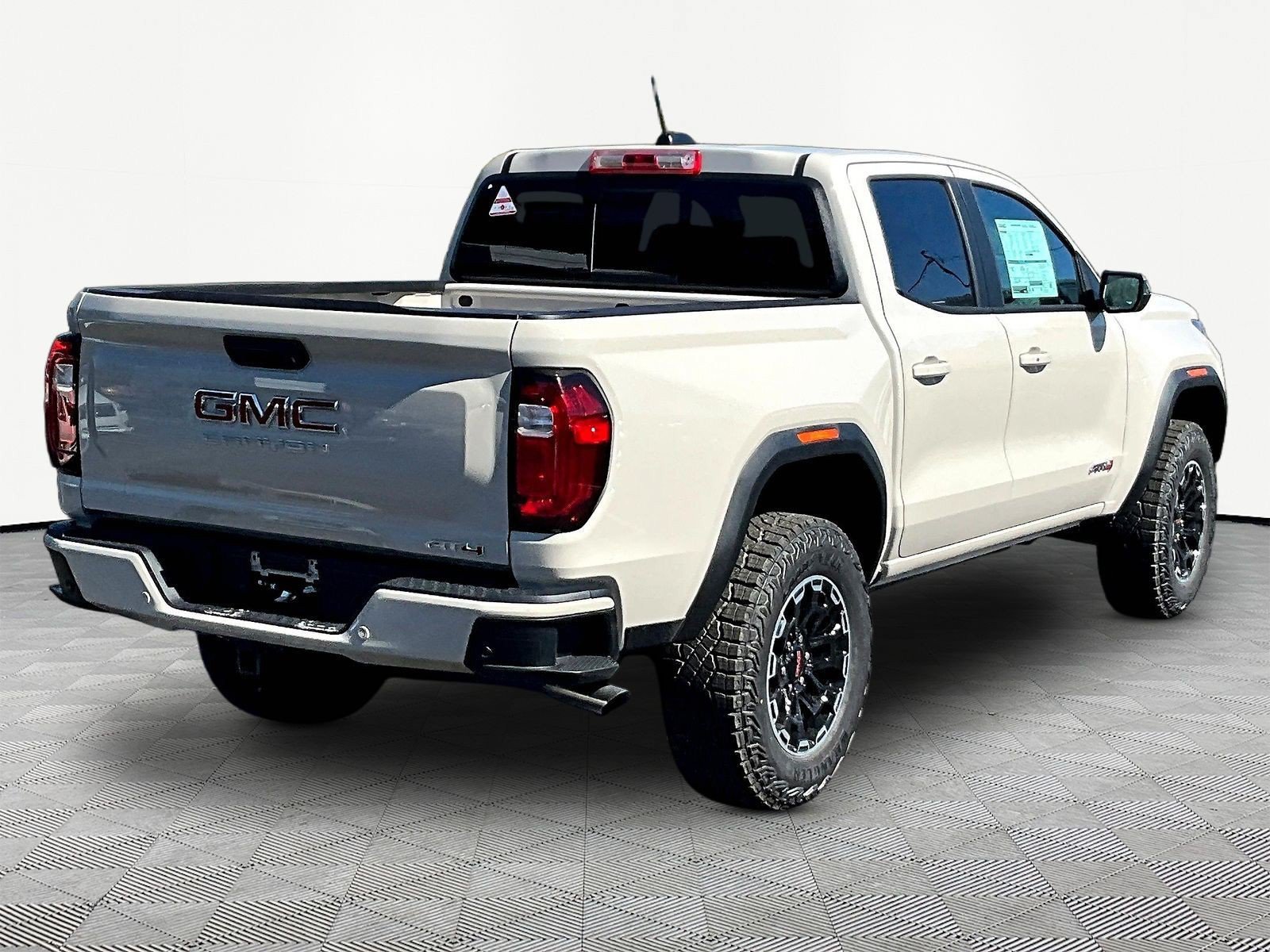 New 2026 GMC Canyon AT4 w/ LPO, Skid Plate Package AWD/4WD image 7