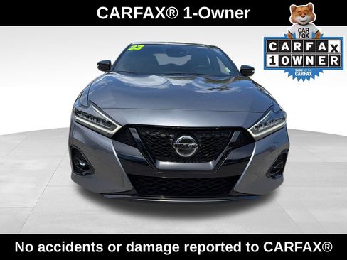 Used 2022 Nissan Maxima SR w/ Sport Mat Group FWD image 2