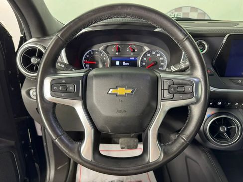 Used 2020 Chevrolet Blazer LT w/ Sound & Technology Package FWD image 13