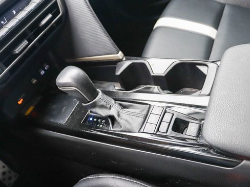 Certified 2025 Toyota Camry SE FWD image 22