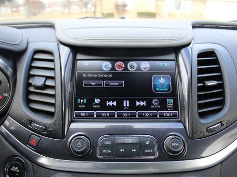 Used 2018 Chevrolet Impala LT image 24