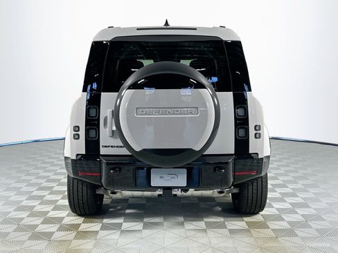 Used 2026 Land Rover Defender 110 X-Dynamic SE AWD/4WD image 6