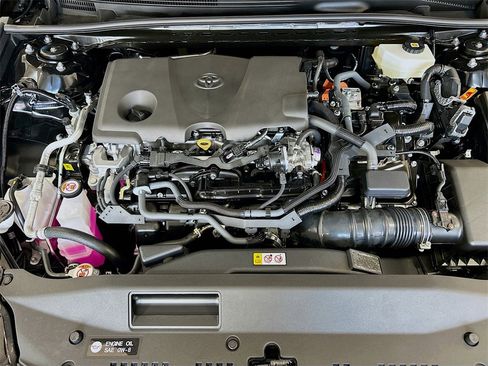 New 2026 Toyota Camry SE image 8
