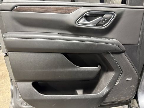 Used 2022 Chevrolet Tahoe LT image 9