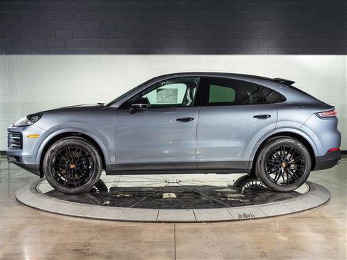 New 2026 Porsche Cayenne Coupe image 2