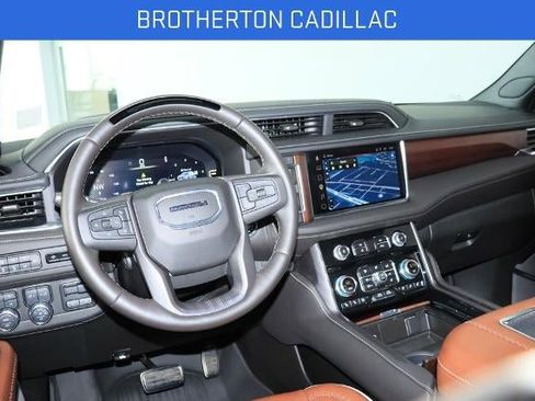 Certified 2023 GMC Yukon Denali Ultimate AWD/4WD image 30