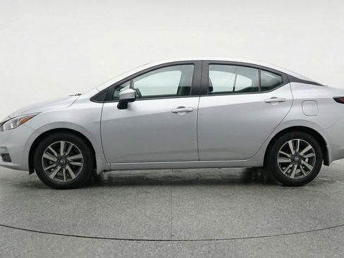 Used 2025 Nissan Versa SV FWD image 5