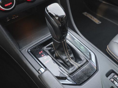 Used 2022 Subaru Crosstrek 2.5i Sport w/ Moonroof Package image 14